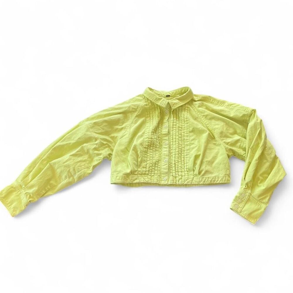 Free People Crop top / jacket